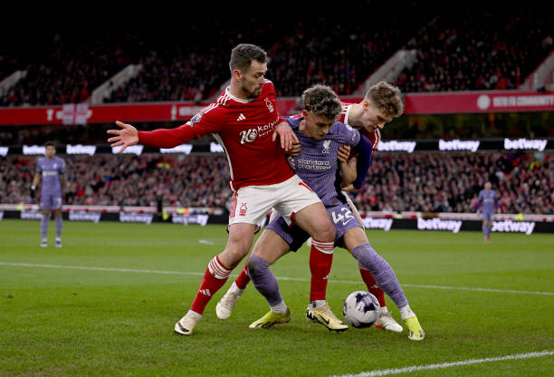 曼城握有优 曼城握有优